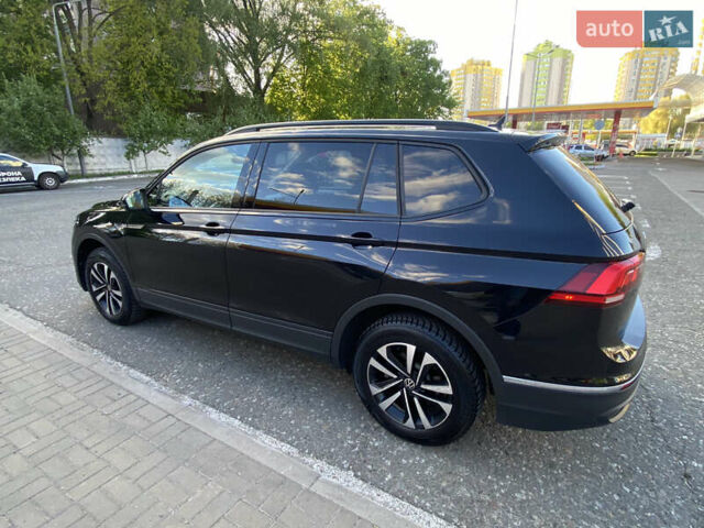 Чорний Фольксваген Тігуан, об'ємом двигуна 1.98 л та пробігом 62 тис. км за 22200 $, фото 6 на Automoto.ua