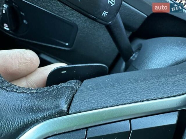 Черный Фольксваген Тигуан, объемом двигателя 2 л и пробегом 180 тыс. км за 29550 $, фото 60 на Automoto.ua