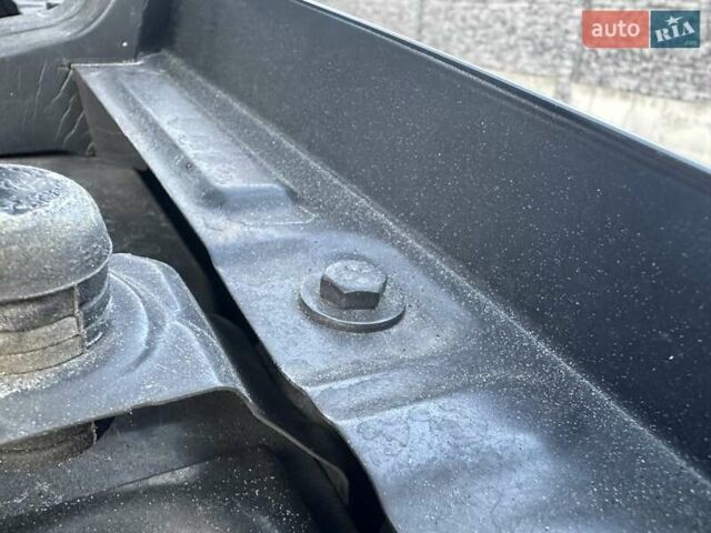 Черный Фольксваген Тигуан, объемом двигателя 2 л и пробегом 180 тыс. км за 29550 $, фото 126 на Automoto.ua