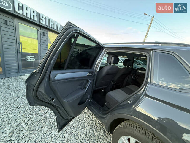 Черный Фольксваген Тигуан, объемом двигателя 2 л и пробегом 165 тыс. км за 29999 $, фото 47 на Automoto.ua