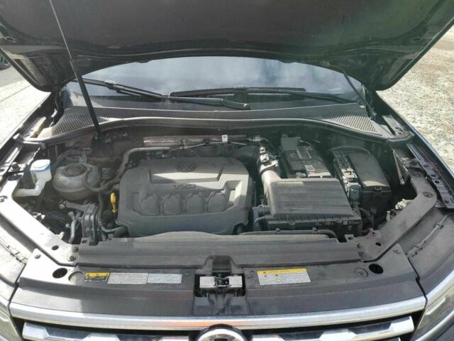 Черный Фольксваген Тигуан, объемом двигателя 2 л и пробегом 49 тыс. км за 6200 $, фото 10 на Automoto.ua