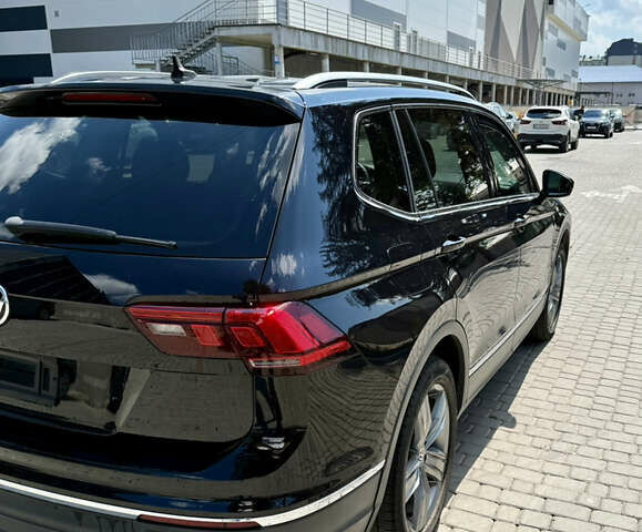 Черный Фольксваген Тигуан, объемом двигателя 1.98 л и пробегом 128 тыс. км за 23000 $, фото 11 на Automoto.ua