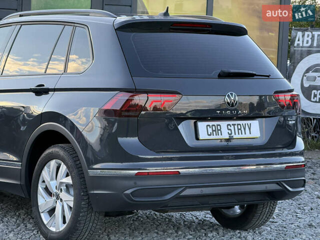 Черный Фольксваген Тигуан, объемом двигателя 2 л и пробегом 165 тыс. км за 29999 $, фото 20 на Automoto.ua