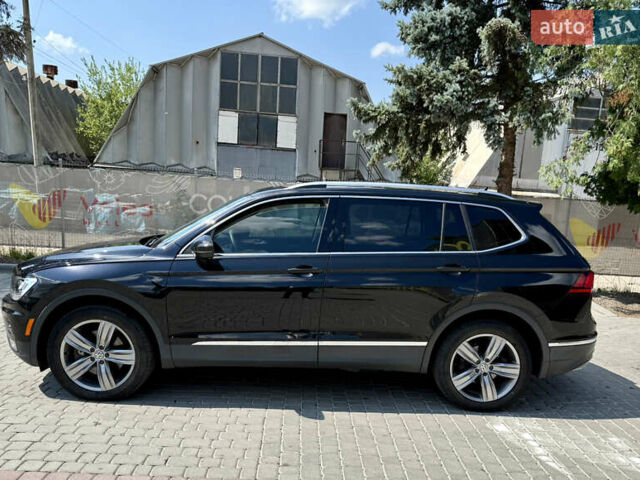 Черный Фольксваген Тигуан, объемом двигателя 1.98 л и пробегом 128 тыс. км за 23000 $, фото 6 на Automoto.ua