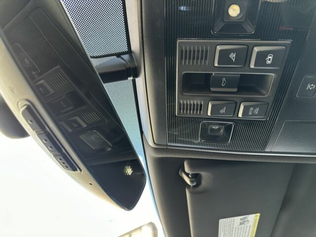 Черный Фольксваген Тигуан, объемом двигателя 2 л и пробегом 23 тыс. км за 37700 $, фото 7 на Automoto.ua