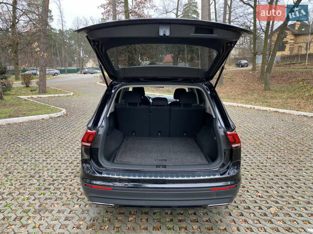 Чорний Фольксваген Тігуан, об'ємом двигуна 1.98 л та пробігом 44 тис. км за 18200 $, фото 35 на Automoto.ua