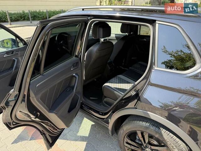 Черный Фольксваген Тигуан, объемом двигателя 1.98 л и пробегом 47 тыс. км за 38500 $, фото 9 на Automoto.ua