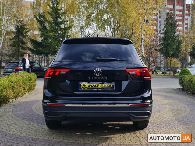 Чорний Фольксваген Тігуан, об'ємом двигуна 2 л та пробігом 25 тис. км за 28400 $, фото 5 на Automoto.ua