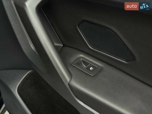 Черный Фольксваген Тигуан, объемом двигателя 1.98 л и пробегом 90 тыс. км за 21500 $, фото 64 на Automoto.ua