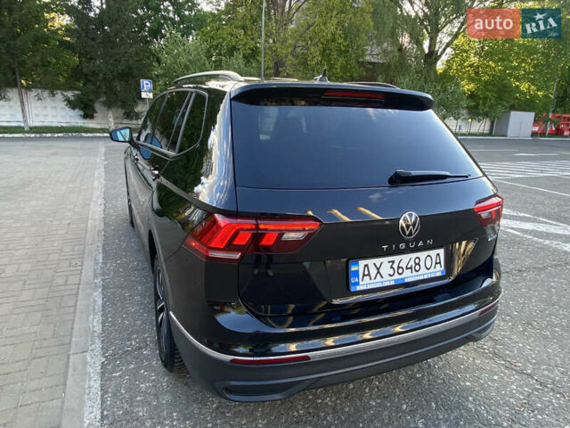 Чорний Фольксваген Тігуан, об'ємом двигуна 1.98 л та пробігом 62 тис. км за 22200 $, фото 5 на Automoto.ua