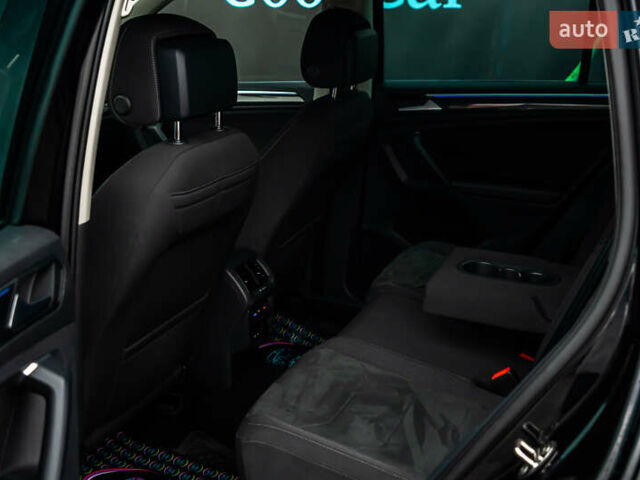 Чорний Фольксваген Тігуан, об'ємом двигуна 1.97 л та пробігом 186 тис. км за 33500 $, фото 33 на Automoto.ua