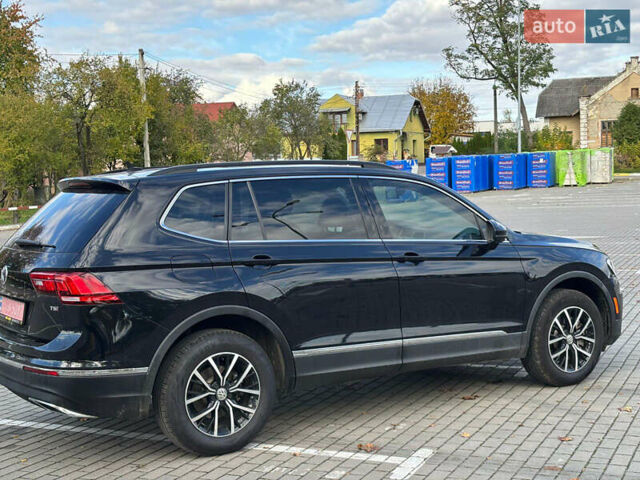 Черный Фольксваген Тигуан, объемом двигателя 2 л и пробегом 101 тыс. км за 22750 $, фото 3 на Automoto.ua