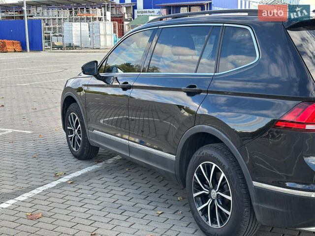 Черный Фольксваген Тигуан, объемом двигателя 2 л и пробегом 101 тыс. км за 22750 $, фото 8 на Automoto.ua