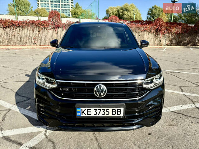 Черный Фольксваген Тигуан, объемом двигателя 1.98 л и пробегом 65 тыс. км за 35900 $, фото 4 на Automoto.ua