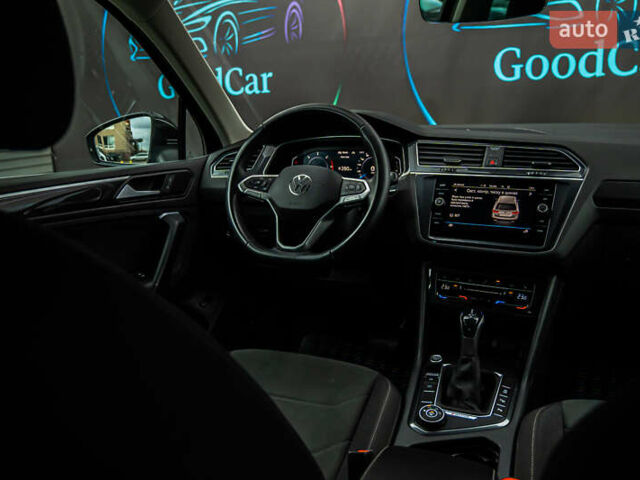 Чорний Фольксваген Тігуан, об'ємом двигуна 1.97 л та пробігом 186 тис. км за 33500 $, фото 62 на Automoto.ua