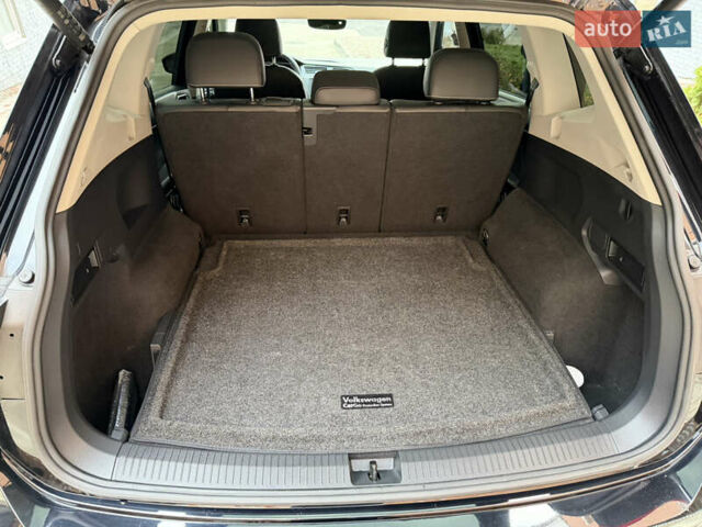 Чорний Фольксваген Тігуан, об'ємом двигуна 1.98 л та пробігом 144 тис. км за 22300 $, фото 20 на Automoto.ua