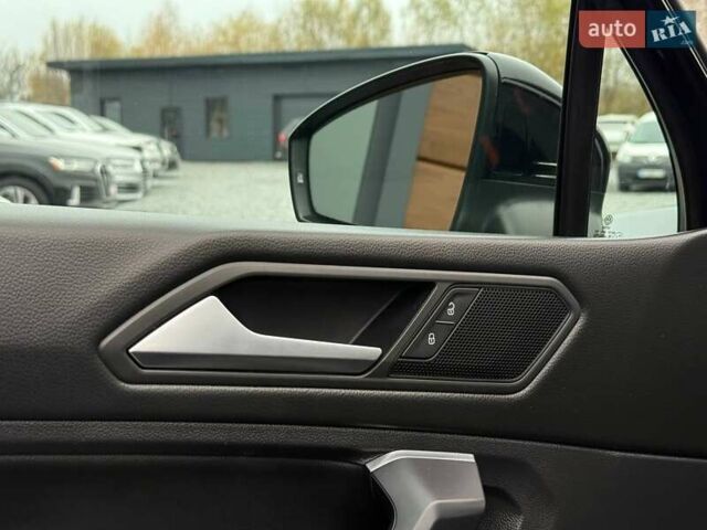 Черный Фольксваген Тигуан, объемом двигателя 1.98 л и пробегом 90 тыс. км за 21500 $, фото 28 на Automoto.ua