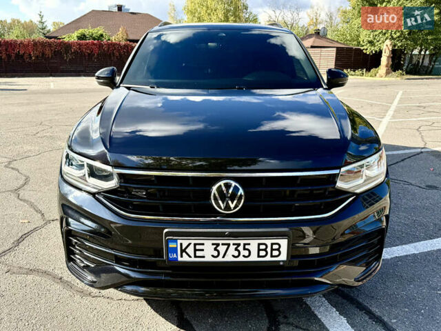 Черный Фольксваген Тигуан, объемом двигателя 1.98 л и пробегом 65 тыс. км за 35900 $, фото 3 на Automoto.ua