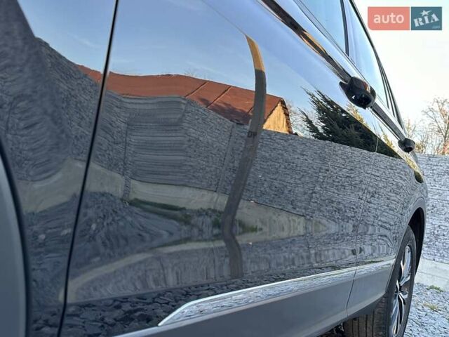 Черный Фольксваген Тигуан, объемом двигателя 2 л и пробегом 180 тыс. км за 29550 $, фото 36 на Automoto.ua