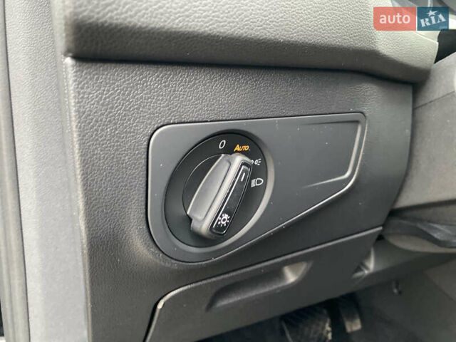 Чорний Фольксваген Тігуан, об'ємом двигуна 1.98 л та пробігом 44 тис. км за 18200 $, фото 18 на Automoto.ua