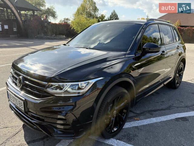 Черный Фольксваген Тигуан, объемом двигателя 1.98 л и пробегом 65 тыс. км за 35900 $, фото 2 на Automoto.ua
