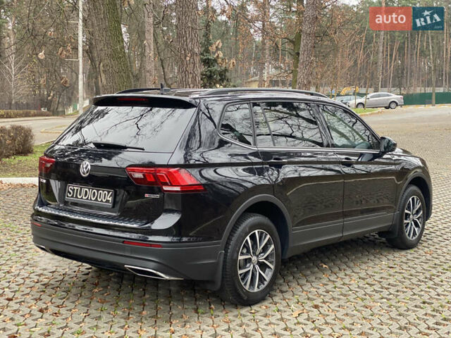 Чорний Фольксваген Тігуан, об'ємом двигуна 1.98 л та пробігом 44 тис. км за 18200 $, фото 10 на Automoto.ua