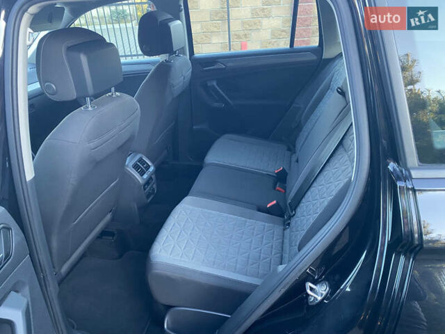 Черный Фольксваген Тигуан, объемом двигателя 1.97 л и пробегом 186 тыс. км за 29990 $, фото 15 на Automoto.ua