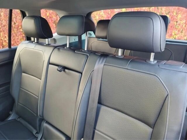 Черный Фольксваген Тигуан, объемом двигателя 2 л и пробегом 75 тыс. км за 11300 $, фото 9 на Automoto.ua