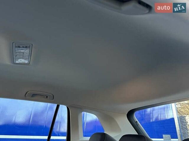 Черный Фольксваген Тигуан, объемом двигателя 2 л и пробегом 180 тыс. км за 29550 $, фото 86 на Automoto.ua