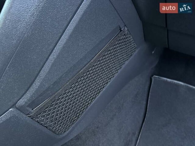 Черный Фольксваген Тигуан, объемом двигателя 2 л и пробегом 180 тыс. км за 29550 $, фото 100 на Automoto.ua