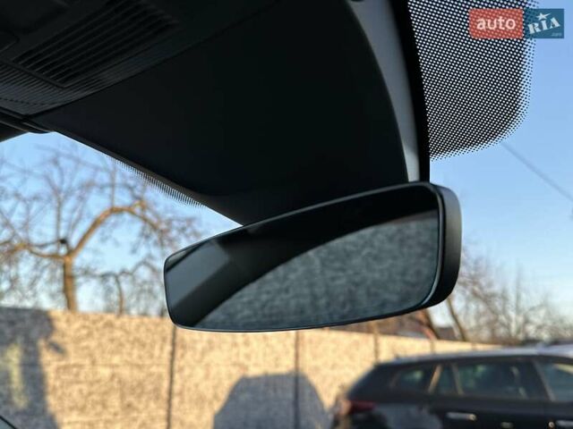 Черный Фольксваген Тигуан, объемом двигателя 2 л и пробегом 180 тыс. км за 29550 $, фото 67 на Automoto.ua