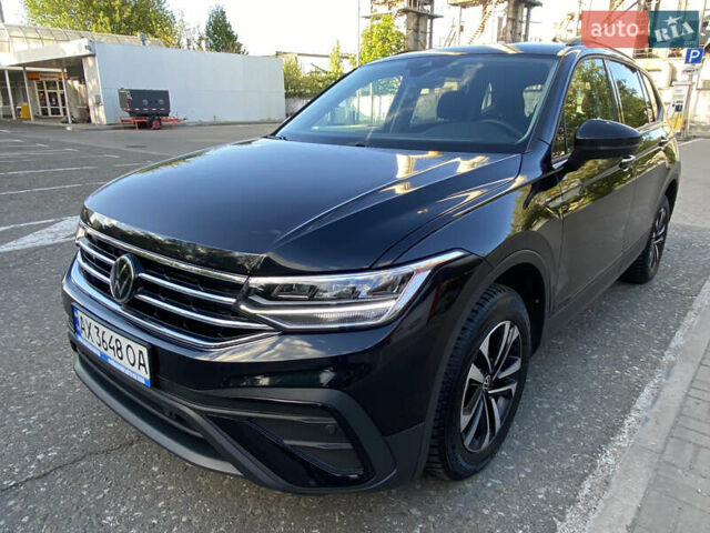 Чорний Фольксваген Тігуан, об'ємом двигуна 1.98 л та пробігом 62 тис. км за 22200 $, фото 1 на Automoto.ua