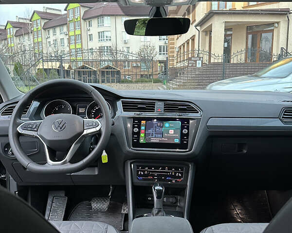 Черный Фольксваген Тигуан, объемом двигателя 1.97 л и пробегом 93 тыс. км за 30900 $, фото 14 на Automoto.ua