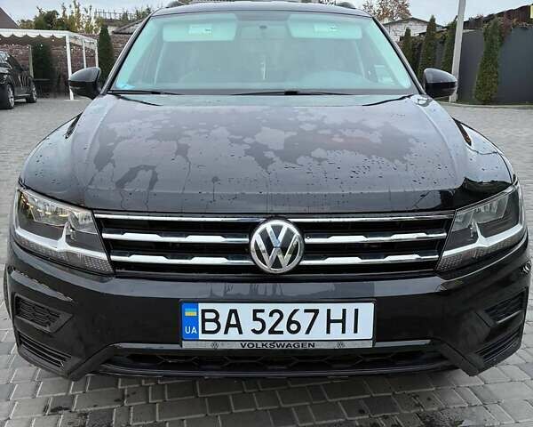 Черный Фольксваген Тигуан, объемом двигателя 1.98 л и пробегом 100 тыс. км за 19500 $, фото 1 на Automoto.ua