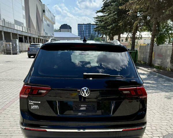 Черный Фольксваген Тигуан, объемом двигателя 1.98 л и пробегом 128 тыс. км за 23000 $, фото 10 на Automoto.ua