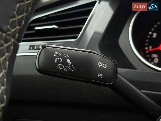 Черный Фольксваген Тигуан, объемом двигателя 1.98 л и пробегом 90 тыс. км за 21500 $, фото 40 на Automoto.ua