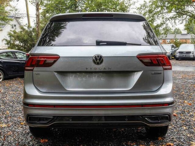 Черный Фольксваген Тигуан, объемом двигателя 2 л и пробегом 21 тыс. км за 8500 $, фото 3 на Automoto.ua