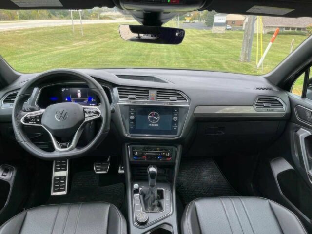 Чорний Фольксваген Тігуан, об'ємом двигуна 2 л та пробігом 22 тис. км за 20000 $, фото 8 на Automoto.ua