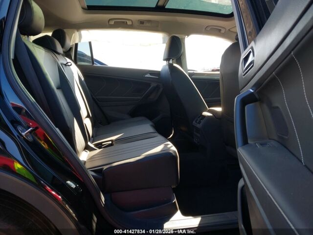 Черный Фольксваген Тигуан, объемом двигателя 2 л и пробегом 86 тыс. км за 14350 $, фото 8 на Automoto.ua