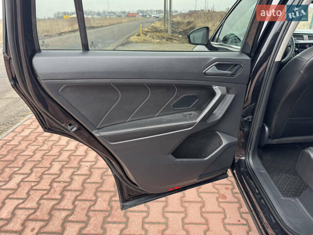 Черный Фольксваген Тигуан, объемом двигателя 1.98 л и пробегом 54 тыс. км за 21900 $, фото 24 на Automoto.ua