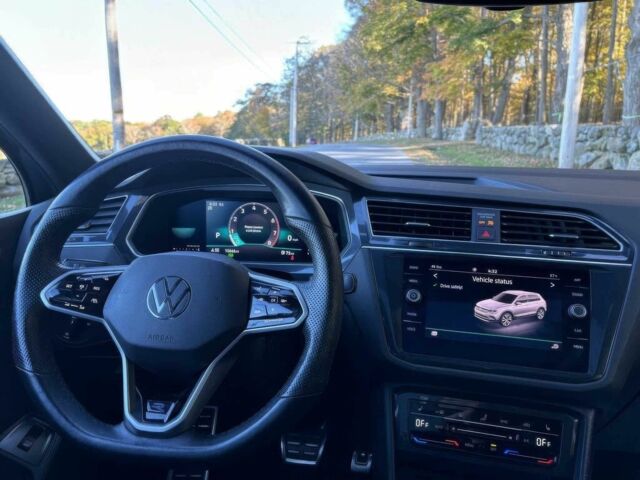 Чорний Фольксваген Тігуан, об'ємом двигуна 2 л та пробігом 27 тис. км за 9000 $, фото 8 на Automoto.ua