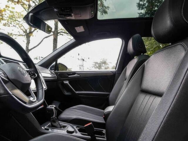 Черный Фольксваген Тигуан, объемом двигателя 2 л и пробегом 21 тыс. км за 8500 $, фото 8 на Automoto.ua