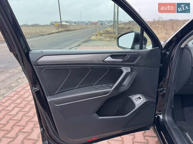 Черный Фольксваген Тигуан, объемом двигателя 1.98 л и пробегом 54 тыс. км за 21900 $, фото 12 на Automoto.ua