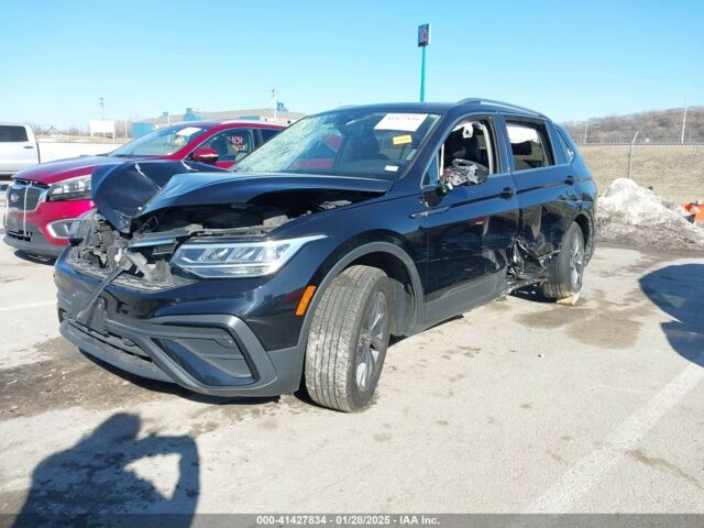 Черный Фольксваген Тигуан, объемом двигателя 2 л и пробегом 86 тыс. км за 14350 $, фото 2 на Automoto.ua