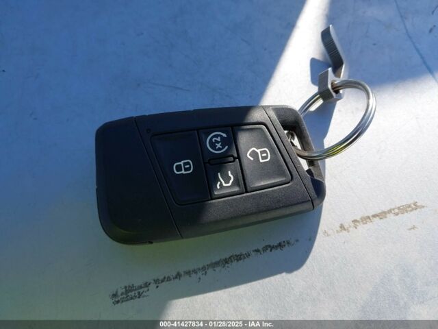 Черный Фольксваген Тигуан, объемом двигателя 2 л и пробегом 86 тыс. км за 14350 $, фото 10 на Automoto.ua