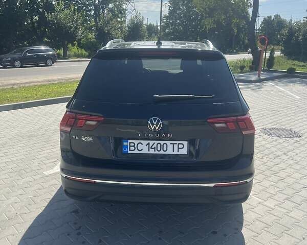 Черный Фольксваген Тигуан, объемом двигателя 1.98 л и пробегом 33 тыс. км за 27519 $, фото 11 на Automoto.ua