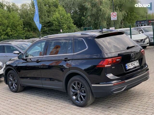 Чорний Фольксваген Тігуан, об'ємом двигуна 2 л та пробігом 10 тис. км за 27955 $, фото 18 на Automoto.ua