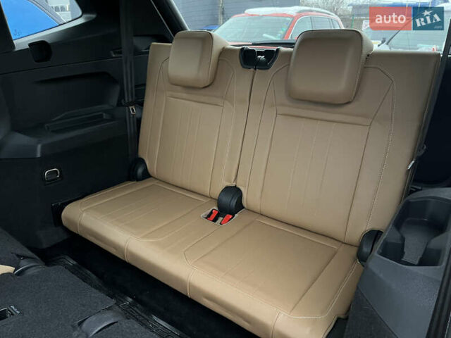 Черный Фольксваген Тигуан, объемом двигателя 2 л и пробегом 140 тыс. км за 18700 $, фото 37 на Automoto.ua