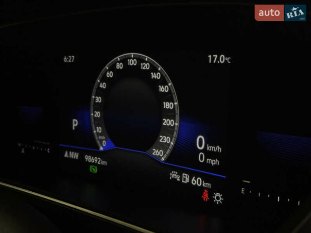 Чорний Фольксваген Тігуан, об'ємом двигуна 2 л та пробігом 98 тис. км за 25999 $, фото 28 на Automoto.ua