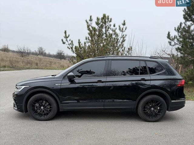 Черный Фольксваген Тигуан, объемом двигателя 1.98 л и пробегом 10 тыс. км за 28000 $, фото 6 на Automoto.ua